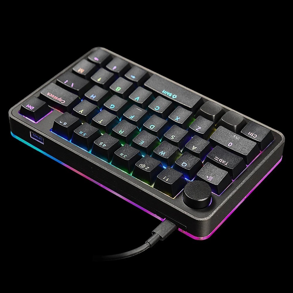 Gaming Accessories To Have - Teclado mecánico MK40, teclado para juegos